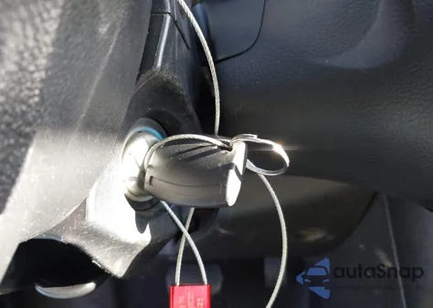 2018 Ford Focus Sel z USA, uszkodzony, nr VIN 1FADP3H20JL321367